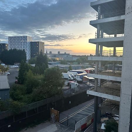 曼彻斯特Salford Quays公寓 外观 照片